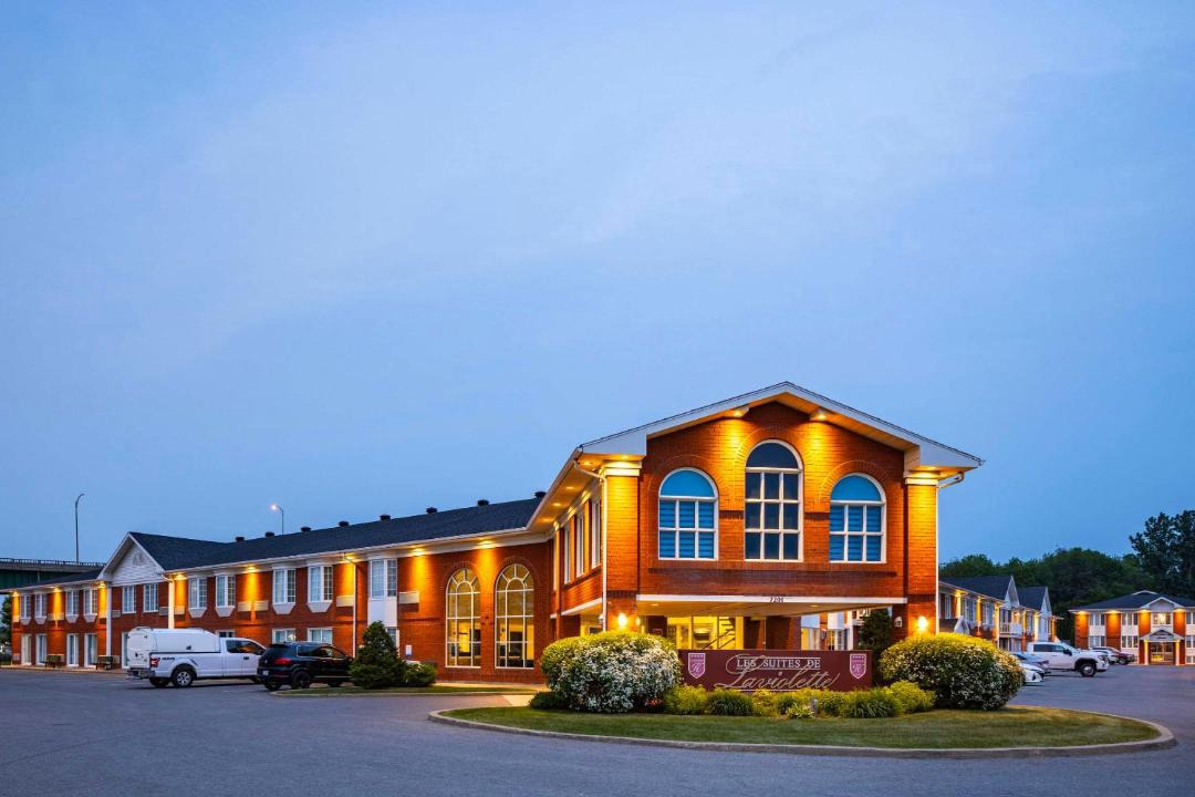 Photo of Buildings in Mauricie