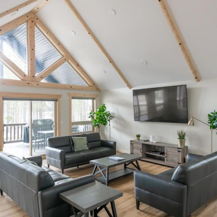Photo of Livingroom in Valemount