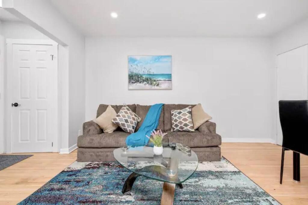 Photo of Livingroom in Highland Park