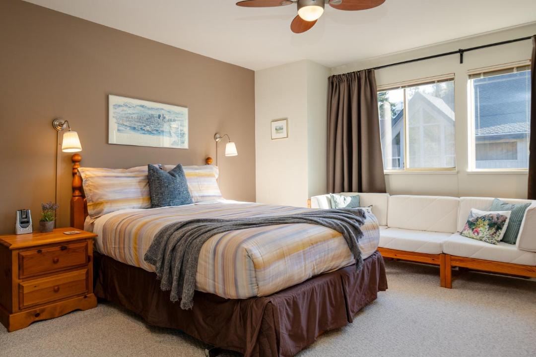 Photo of Bedroom in Village North