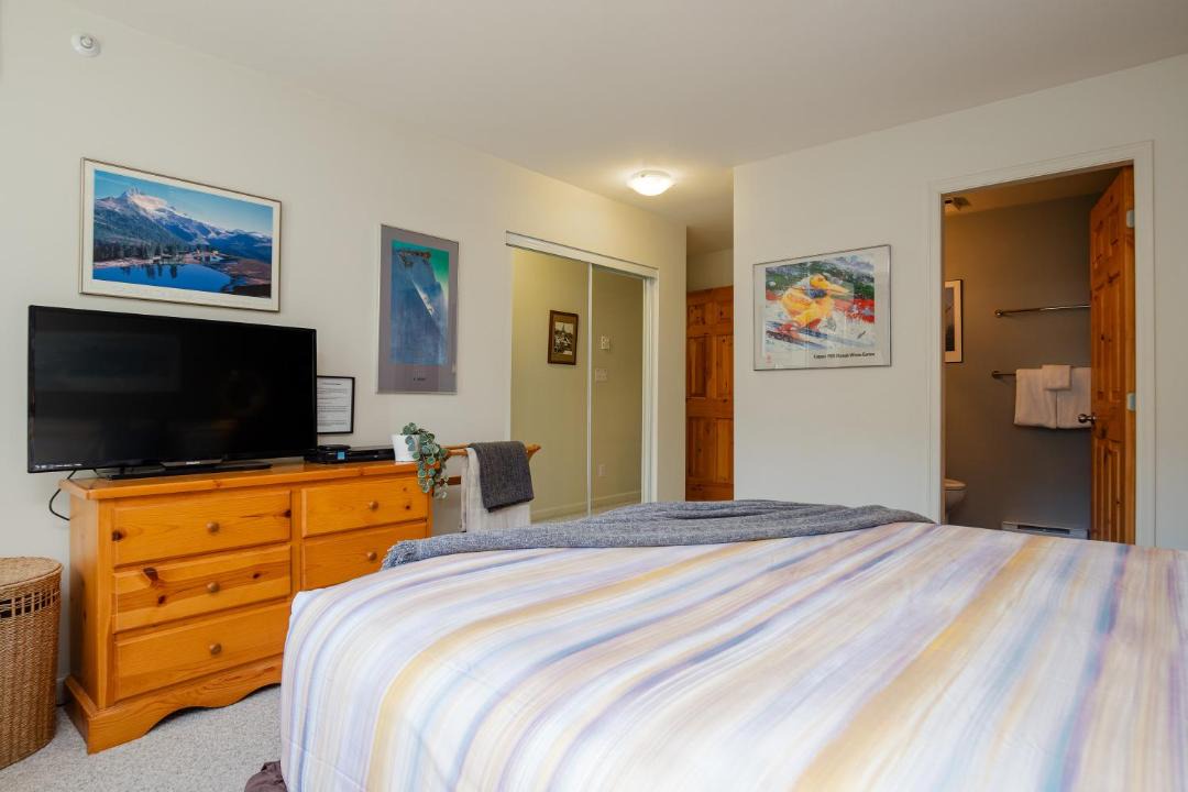 Photo of Bedroom in Village North