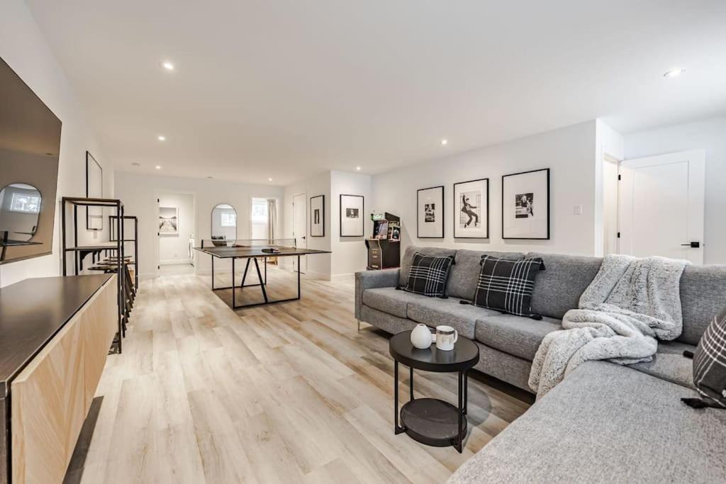 Photo of Livingroom in Argenteuil Regional County Municipality