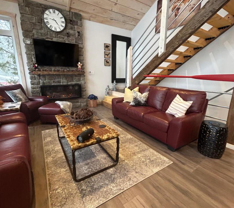 Photo of Livingroom in Lac-Cayamant