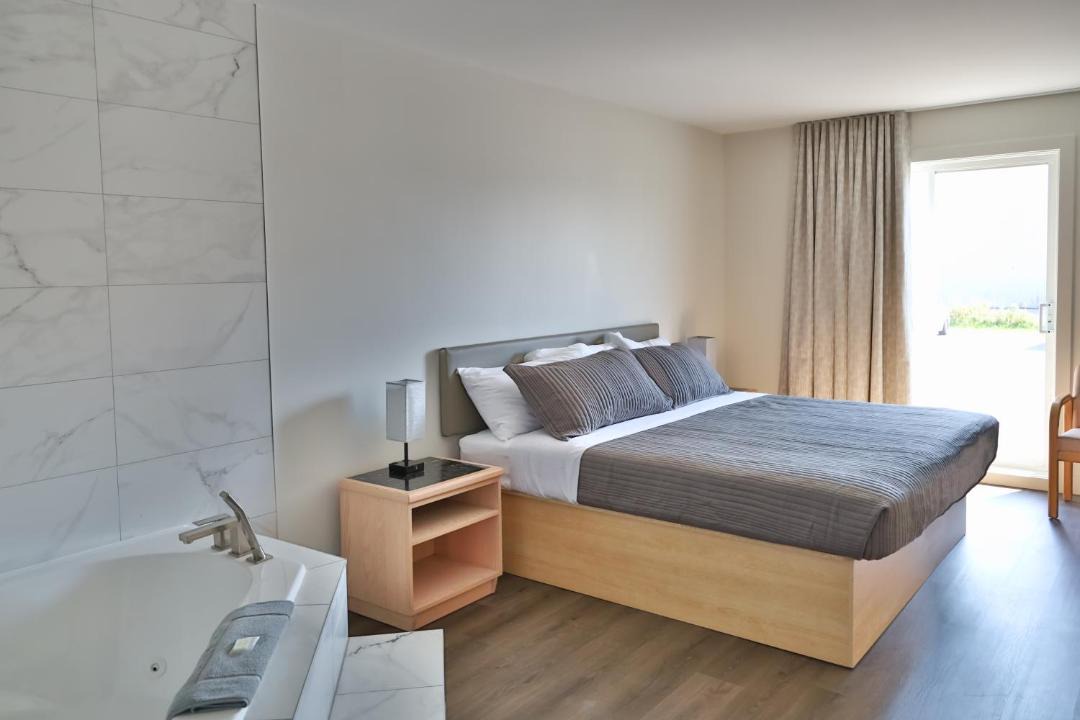 Photo of Bedroom in Les Moulins Regional County Municipality