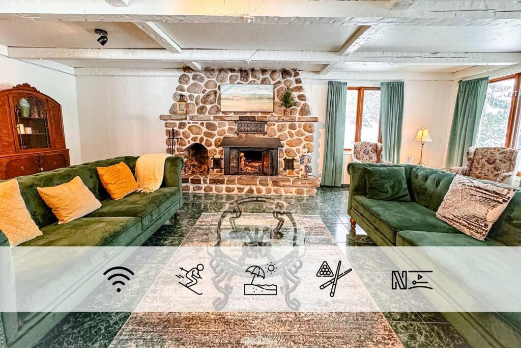Photo of Livingroom in Saint Donat