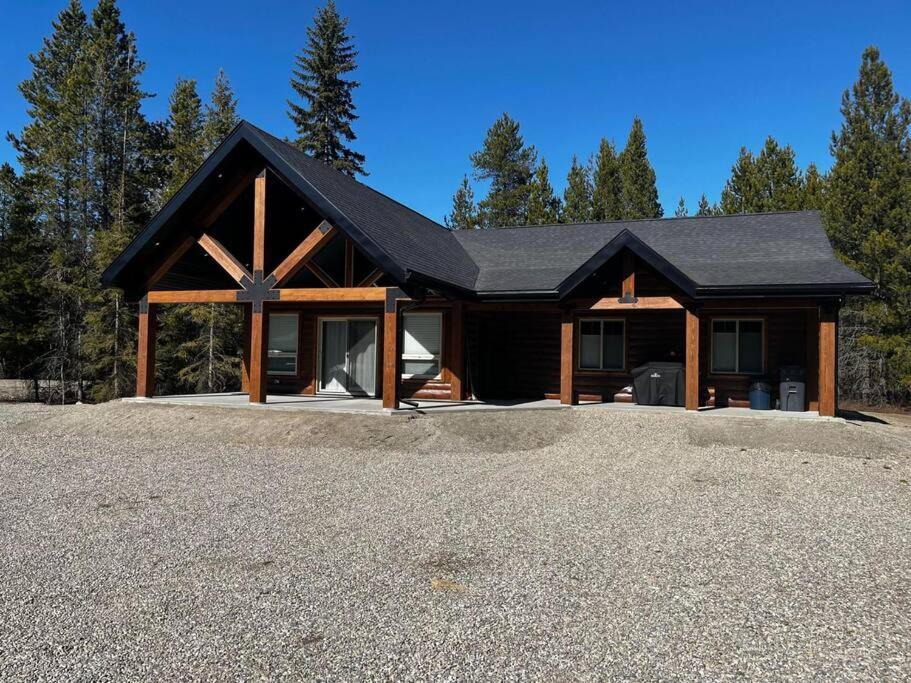 Photo of Others in Valemount