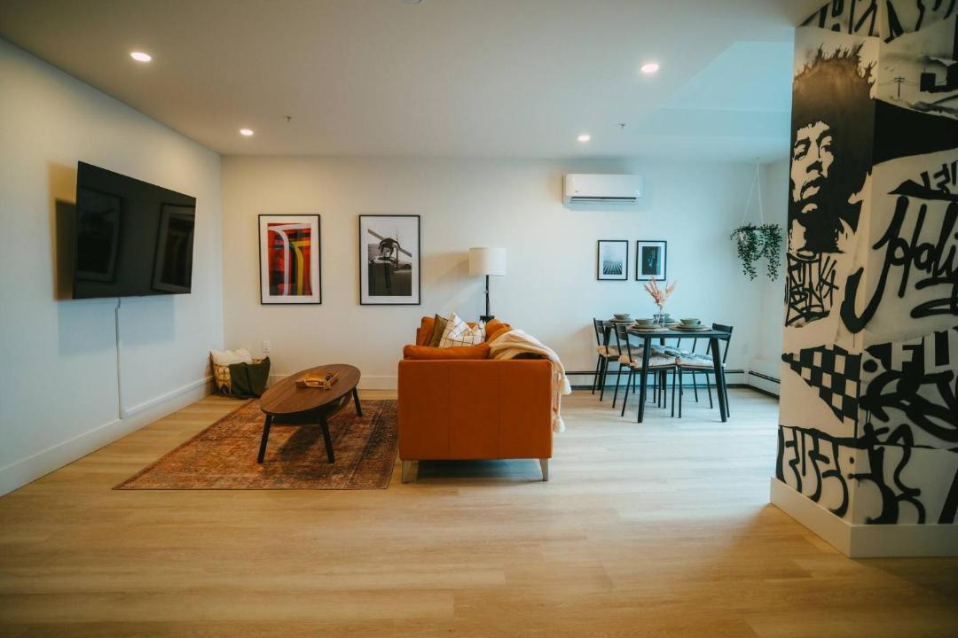 Photo of Livingroom in North End