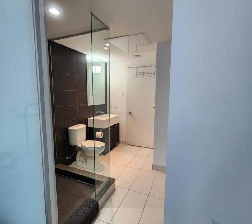 Photo of Bathroom in Fashion District