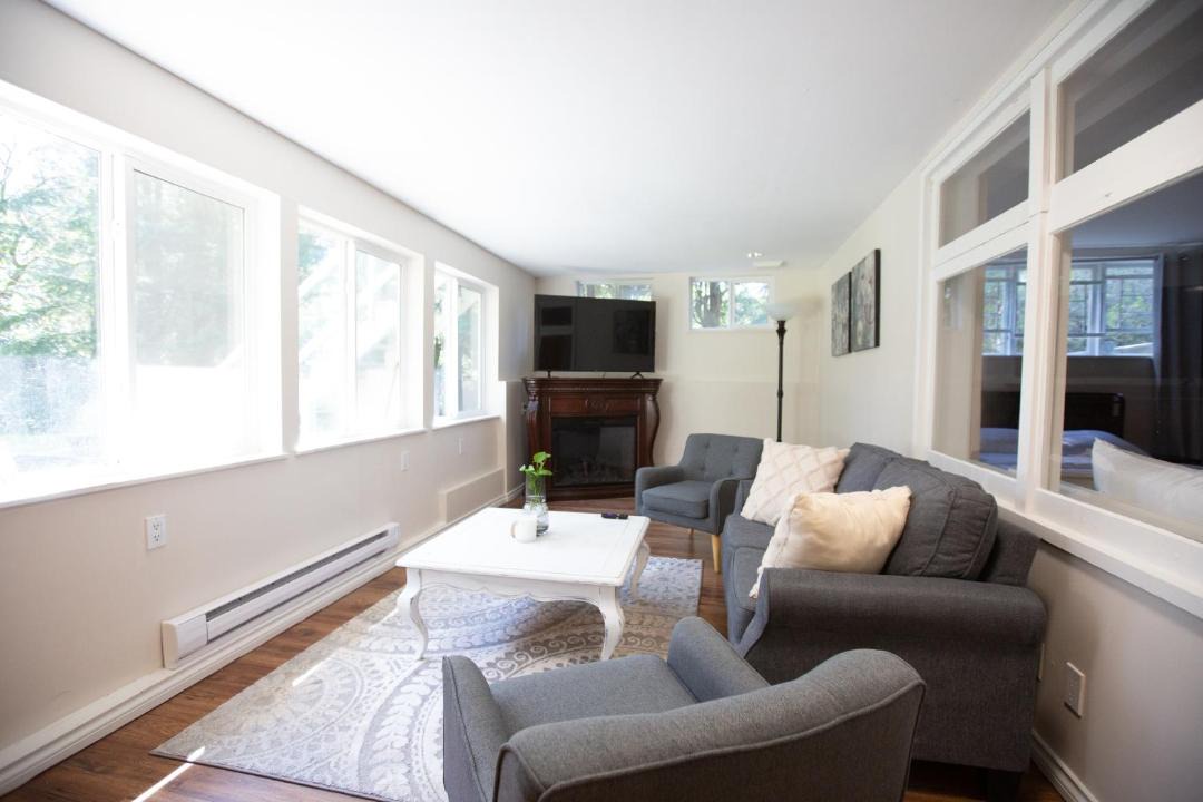 Photo of Livingroom in West Vancouver