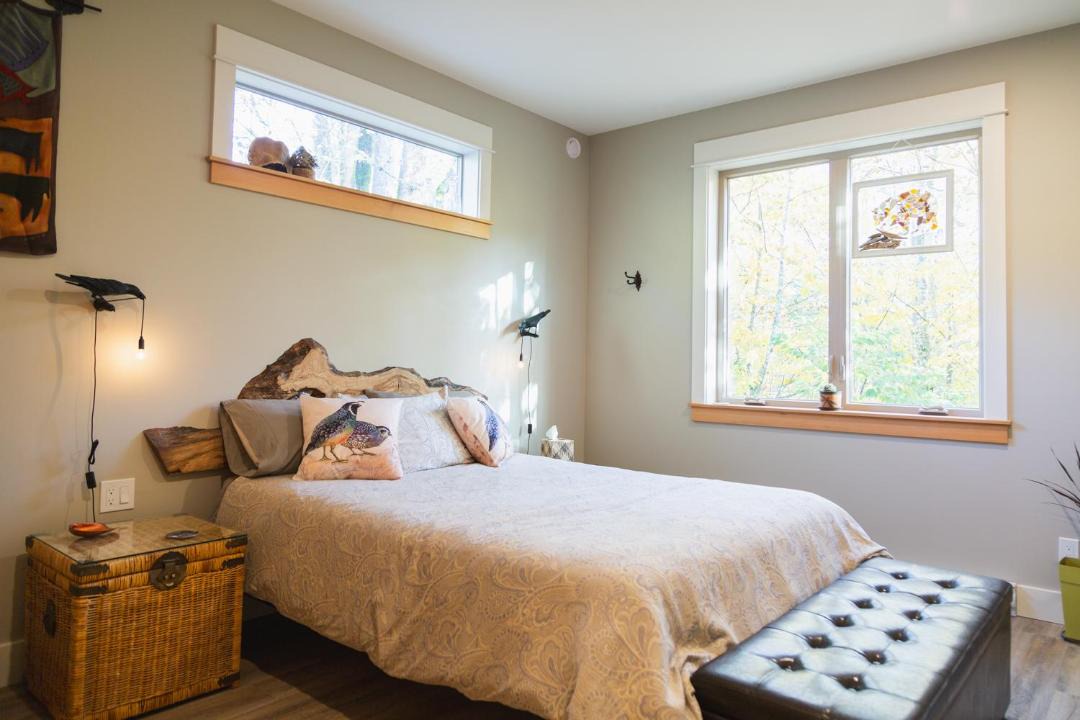 Photo of Bedroom in Chemainus