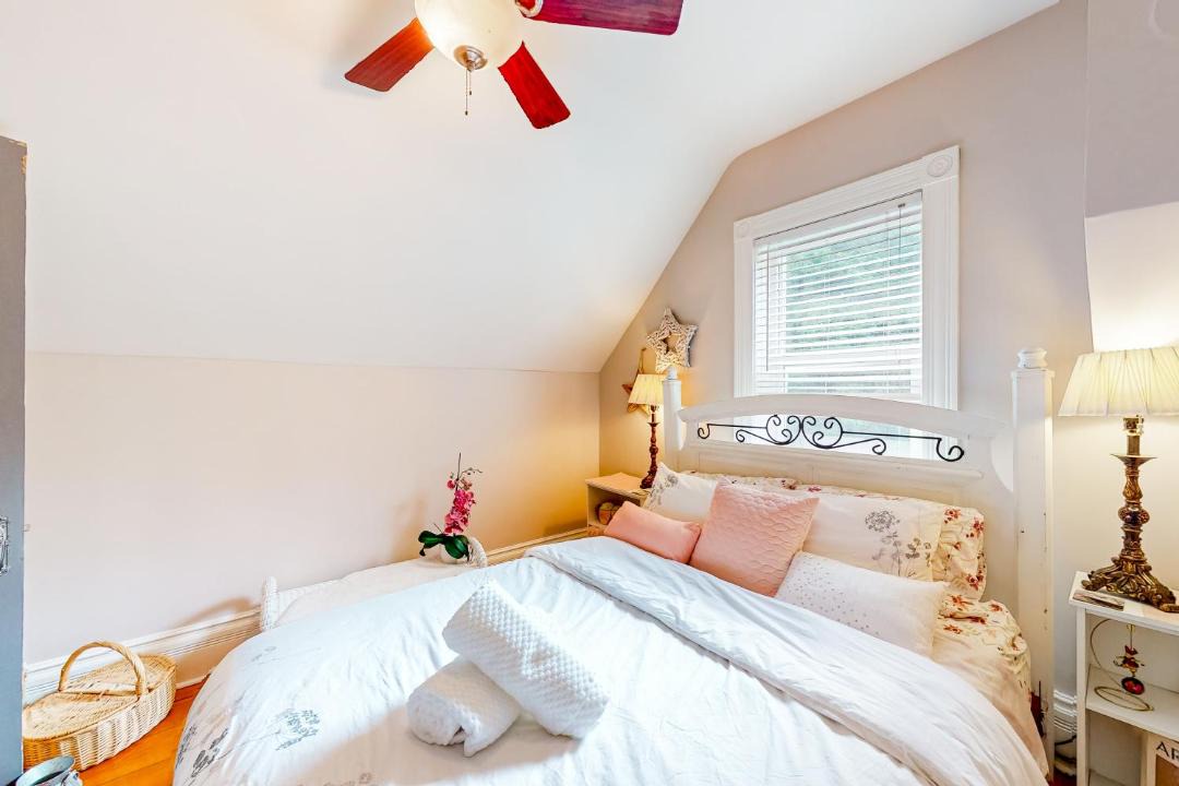 Photo of Bedroom in The Blue Mountains