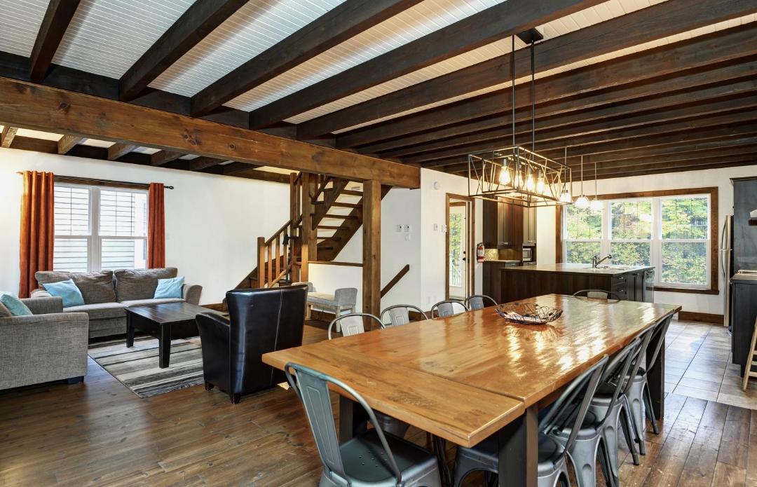 Photo of Livingroom in Stoneham