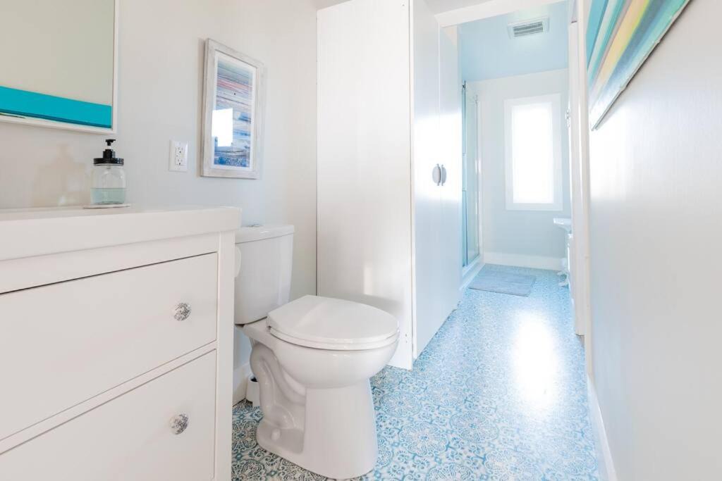 Photo of Bathroom in Indian Harbour