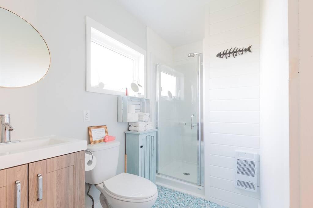 Photo of Bathroom in Indian Harbour