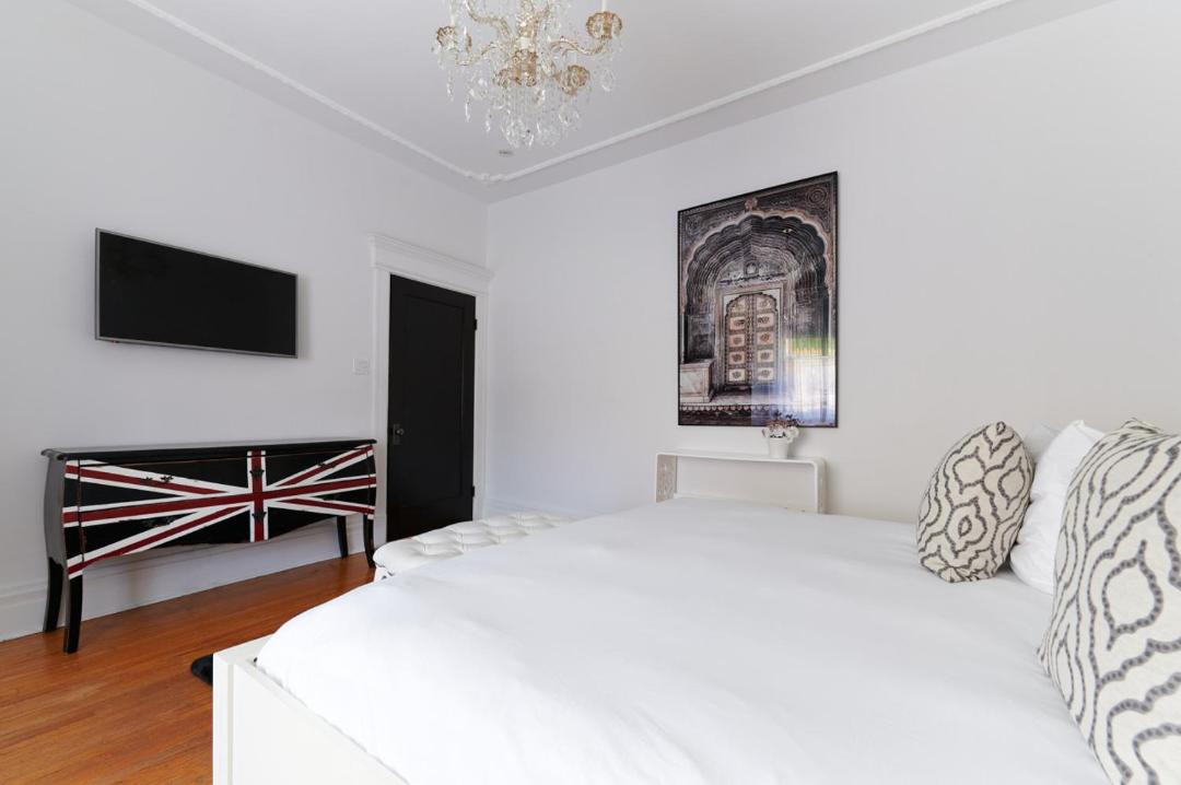 Photo of Bedroom in Little Italy
