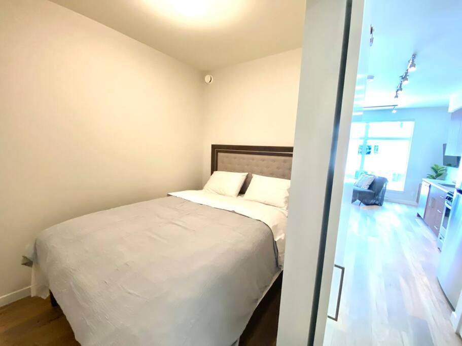 Photo of Bedroom in Sidney