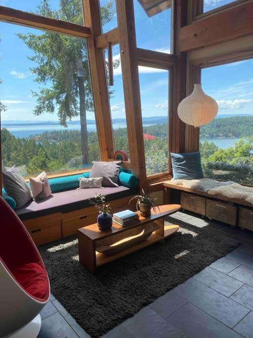 Photo of Patio Balcony in Pender Island