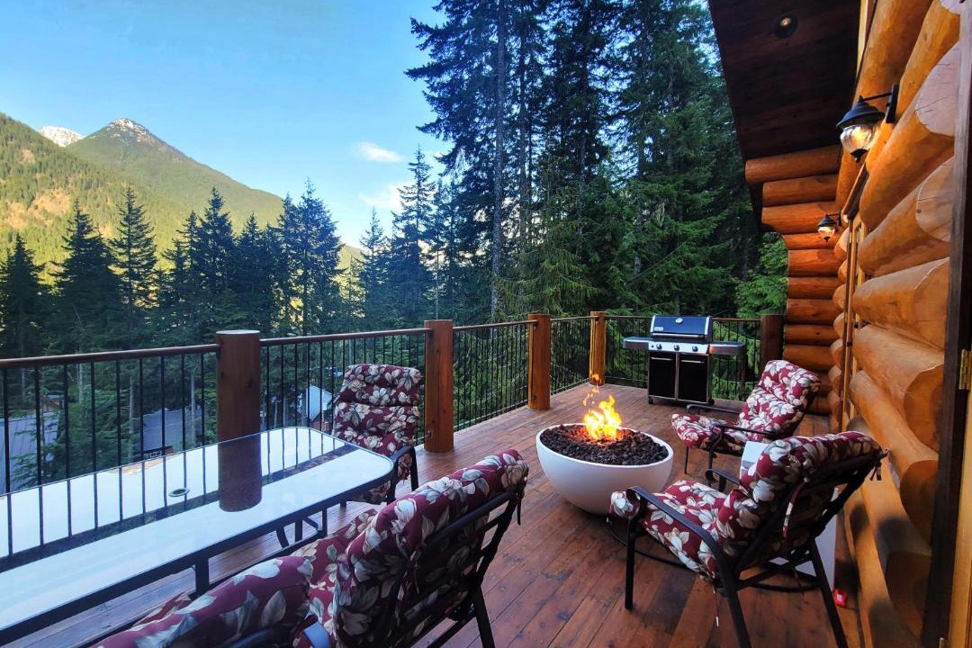 Photo of Patio Balcony in Sunshine Valley