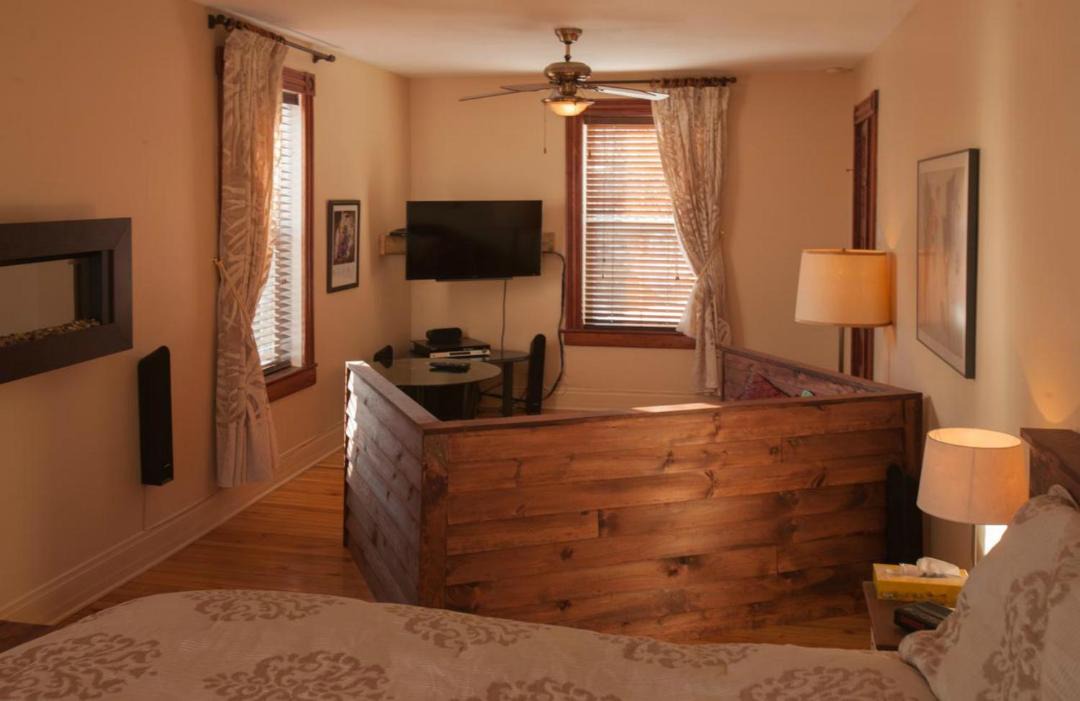 Photo of Bedroom in Magog