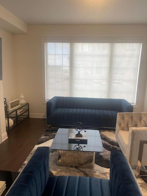 Photo of Livingroom in Bradford
