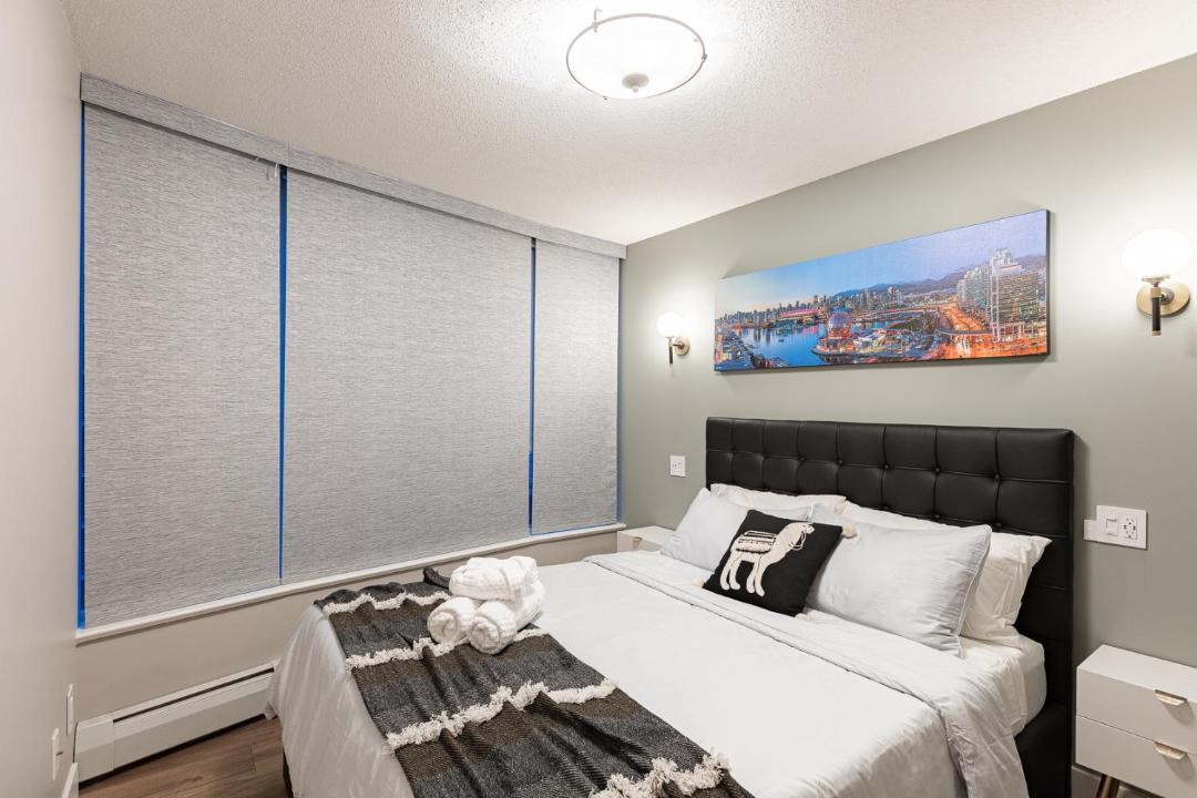 Photo of Bedroom in Crosstown
