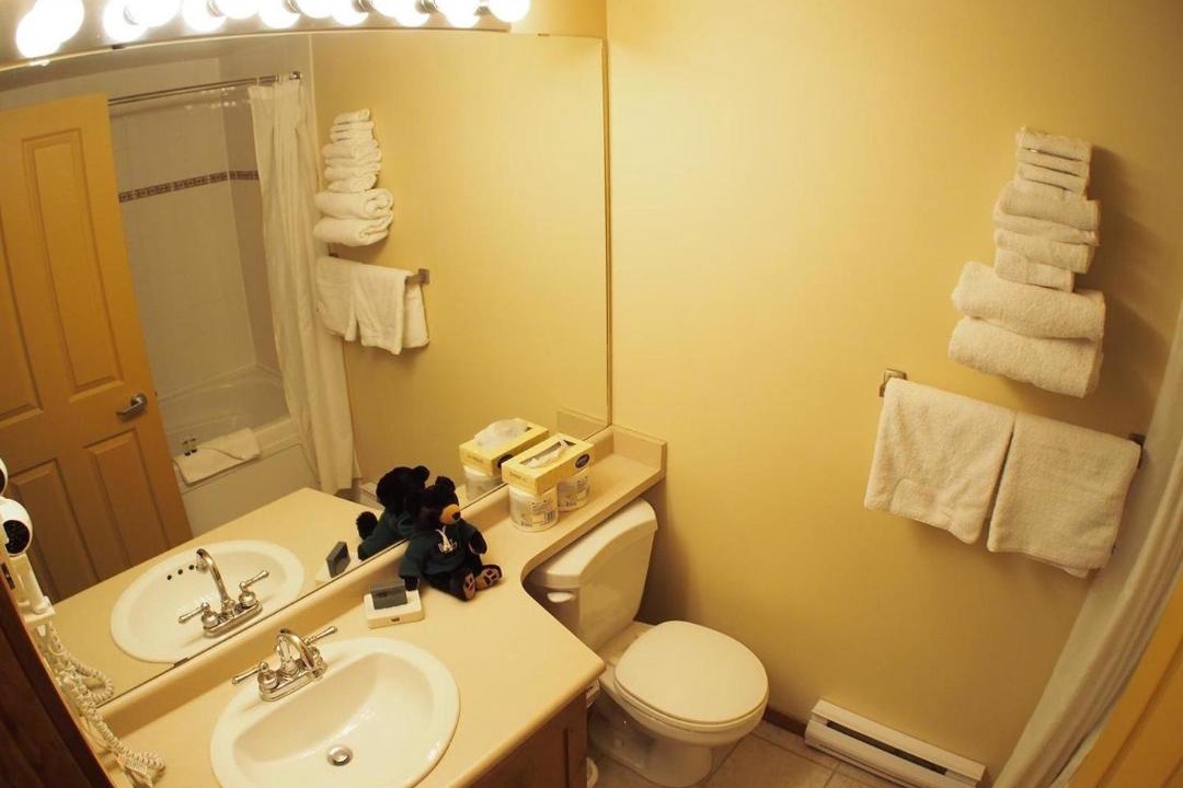 Photo of Bathroom in Sun Peaks