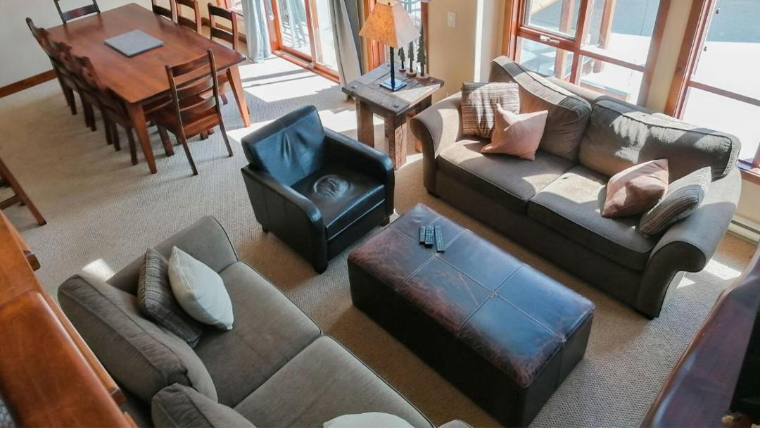 Photo of Livingroom in Sun Peaks