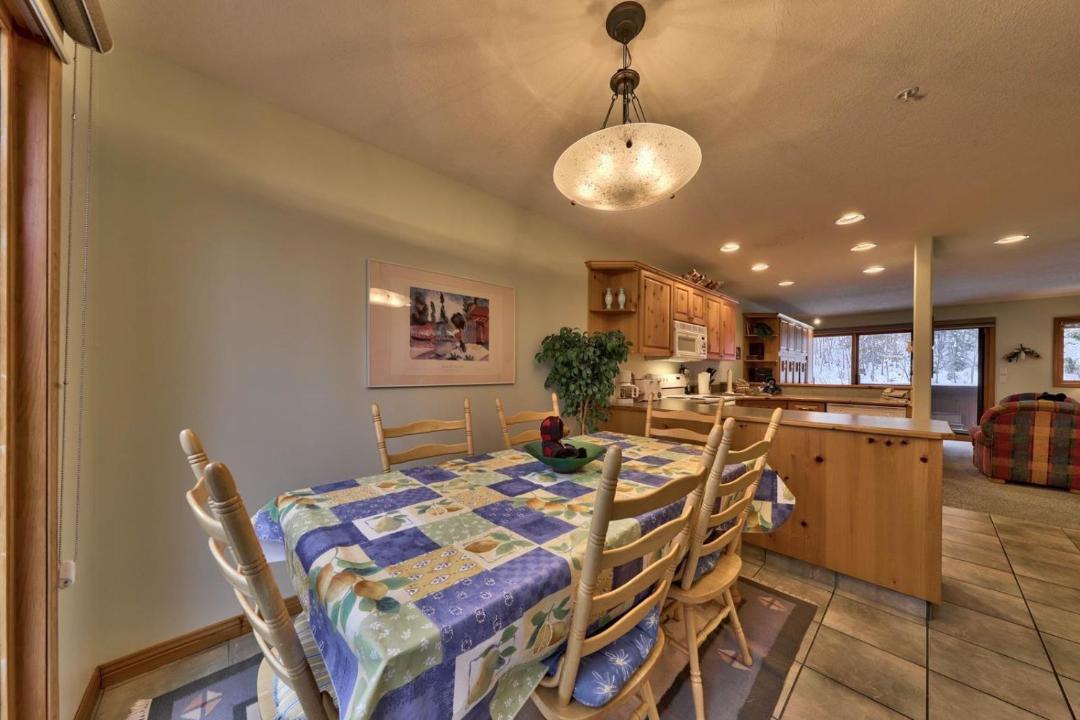 Photo of Livingroom in Sun Peaks