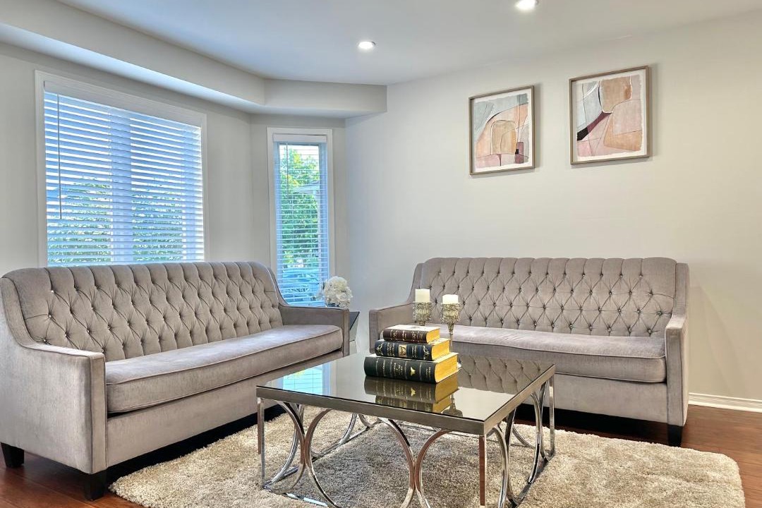 Photo of Livingroom in Alcona
