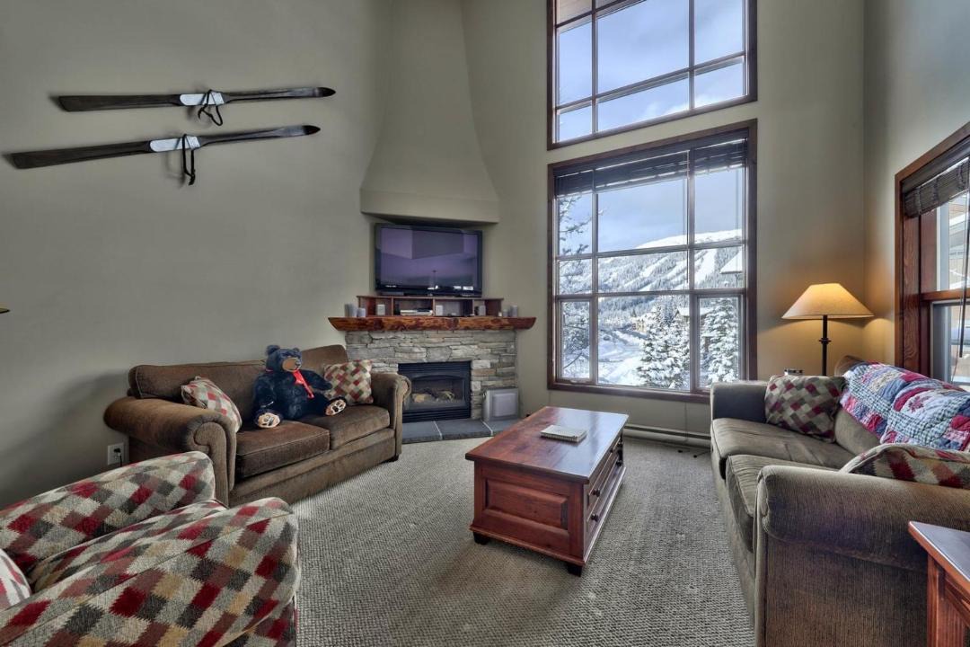 Photo of Livingroom in Sun Peaks