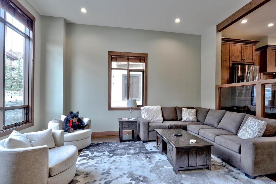 Photo of Livingroom in Sun Peaks