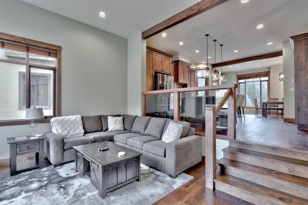 Photo of Livingroom in Sun Peaks
