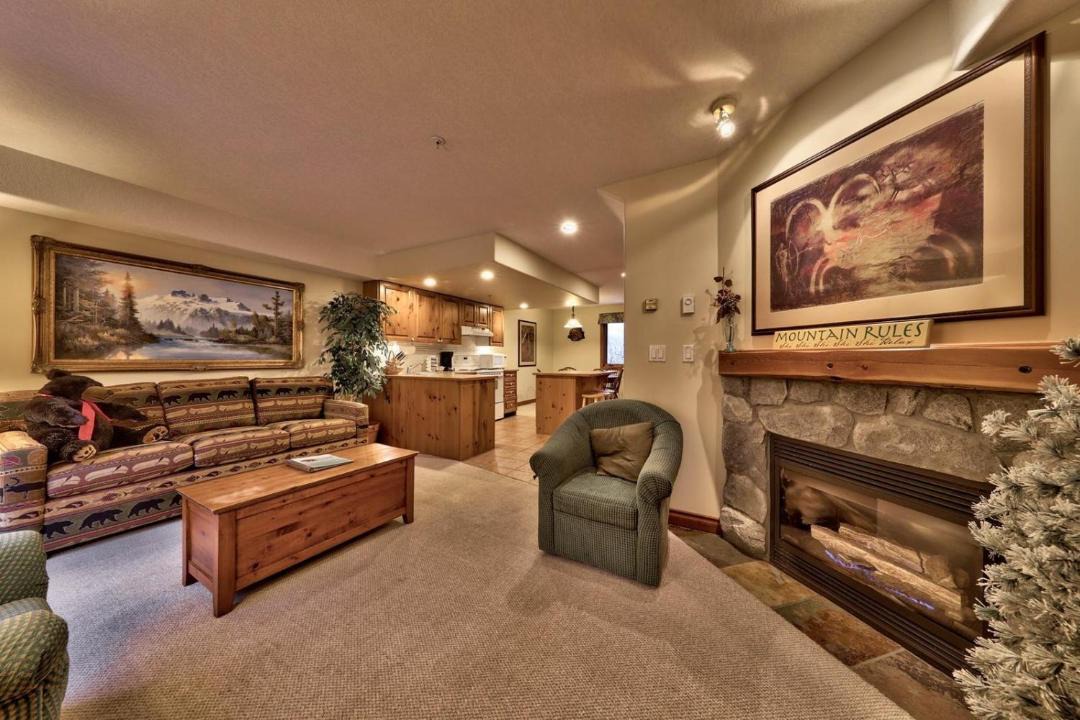 Photo of Livingroom in Sun Peaks