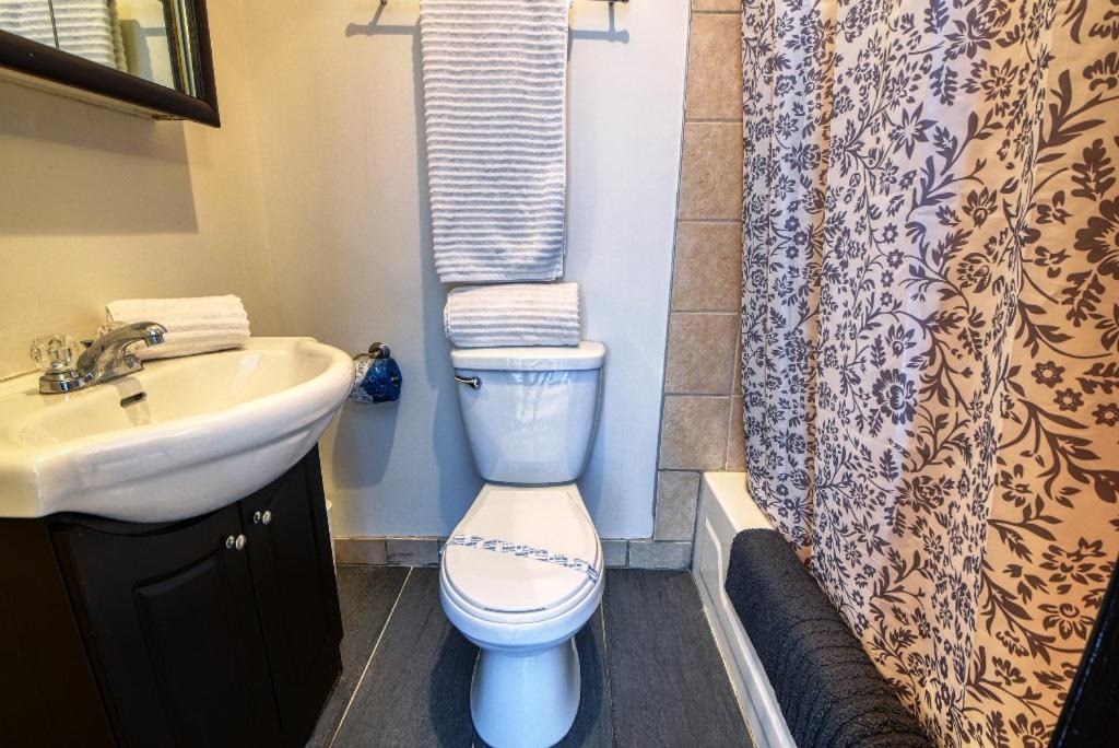 Photo of Bathroom in Quartier des Spectacles