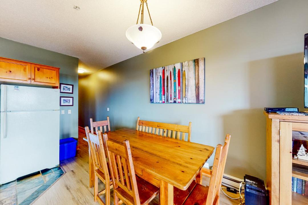 Photo of Livingroom in Snow Pine Estates