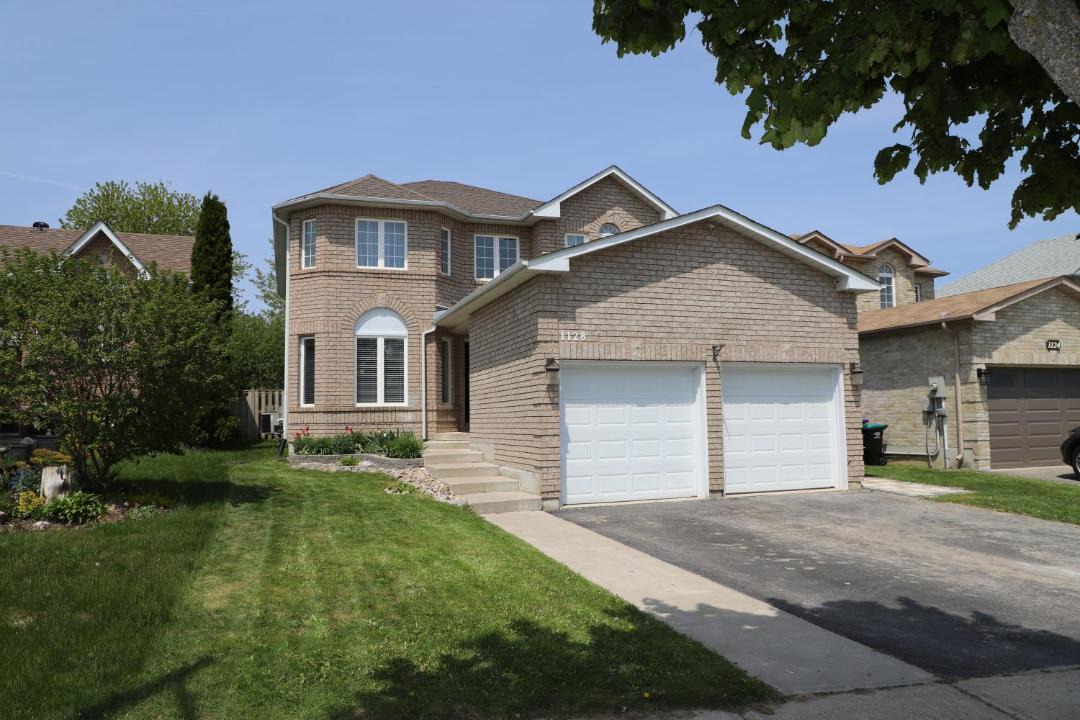 Photo of Buildings in Alcona