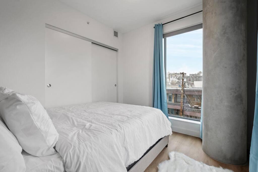 Photo of Bedroom in Crescent Heights
