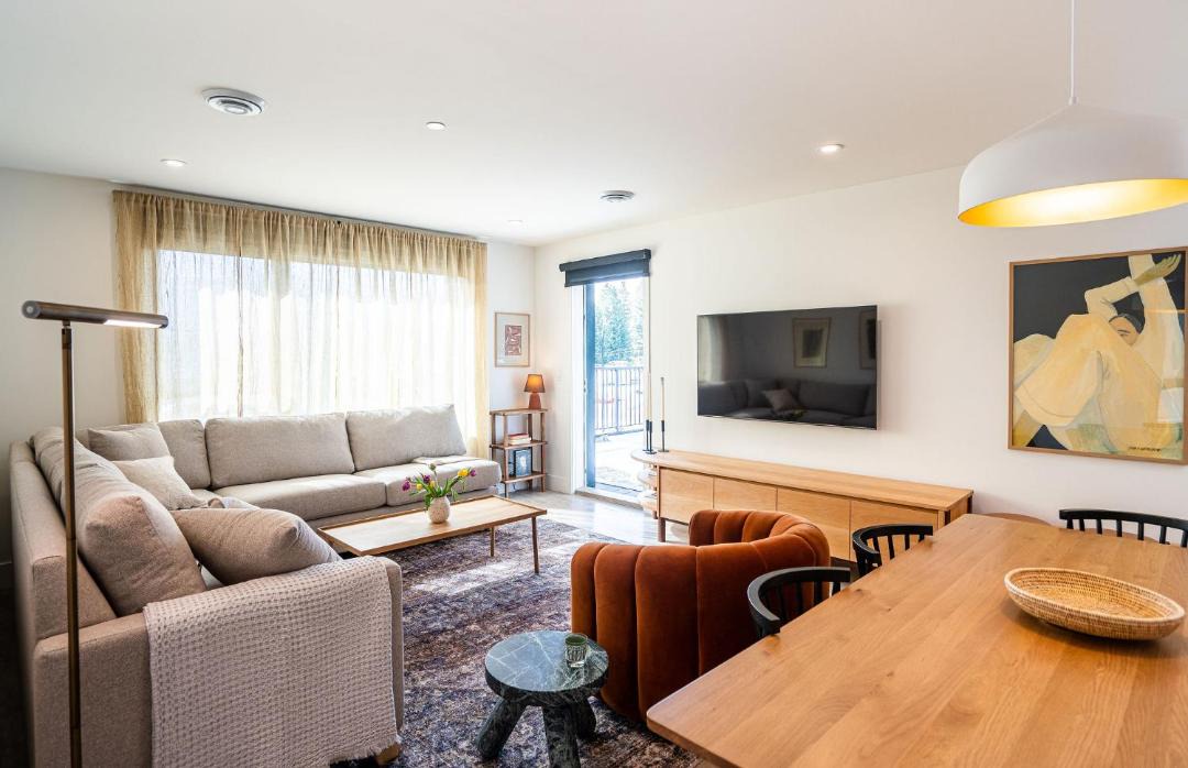 Photo of Livingroom in Revelstoke