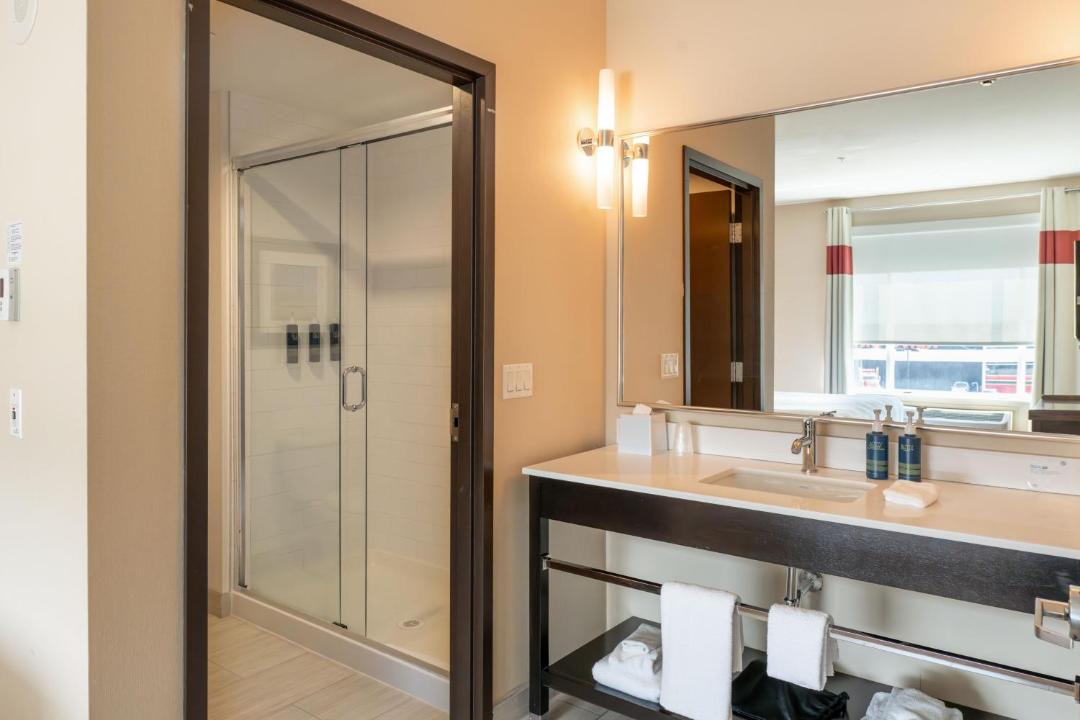 Photo of Bathroom in Nisku