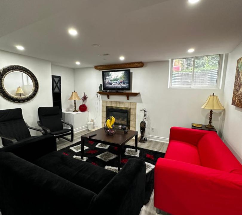 Photo of Livingroom in Oakville
