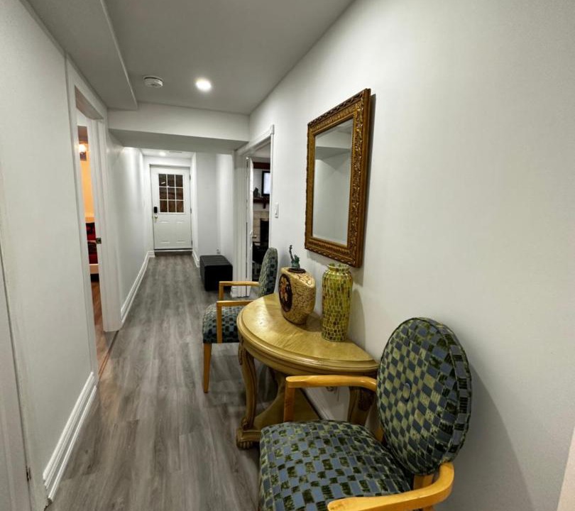 Photo of Livingroom in Oakville