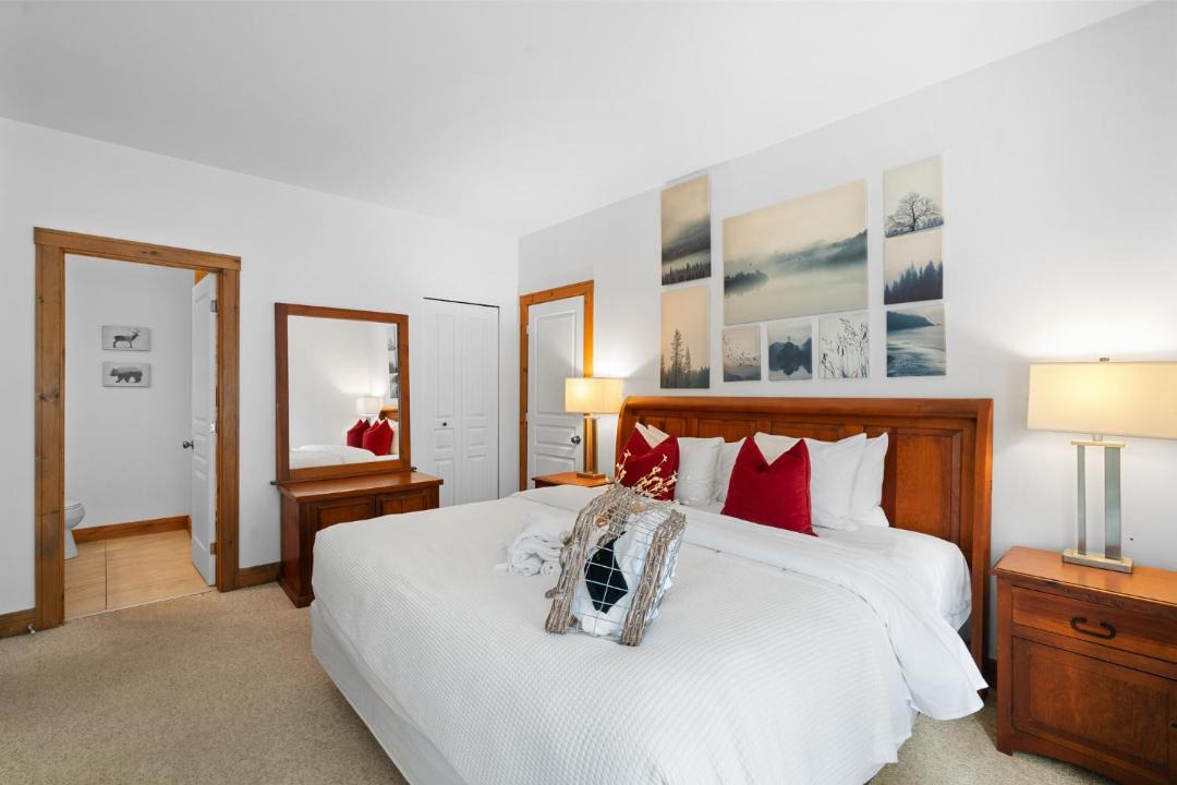 Photo of Bedroom in Mont-Tremblant