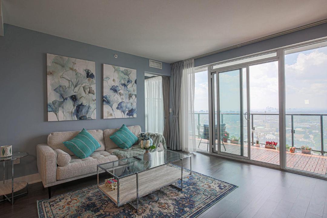 Photo of Livingroom in Bay Cloverhill