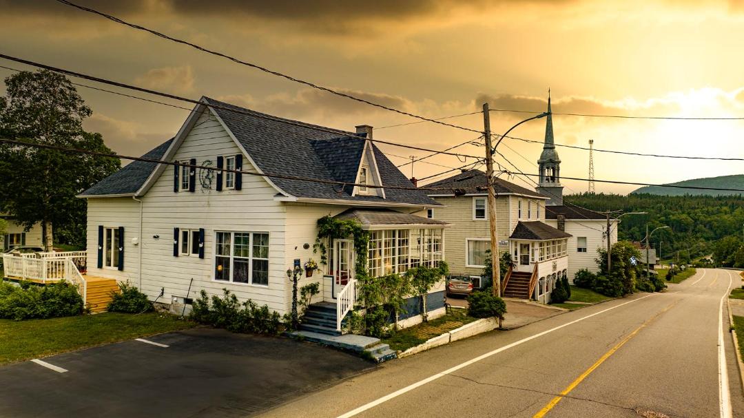 Photo of Buildings in Grandes-Bergeronnes