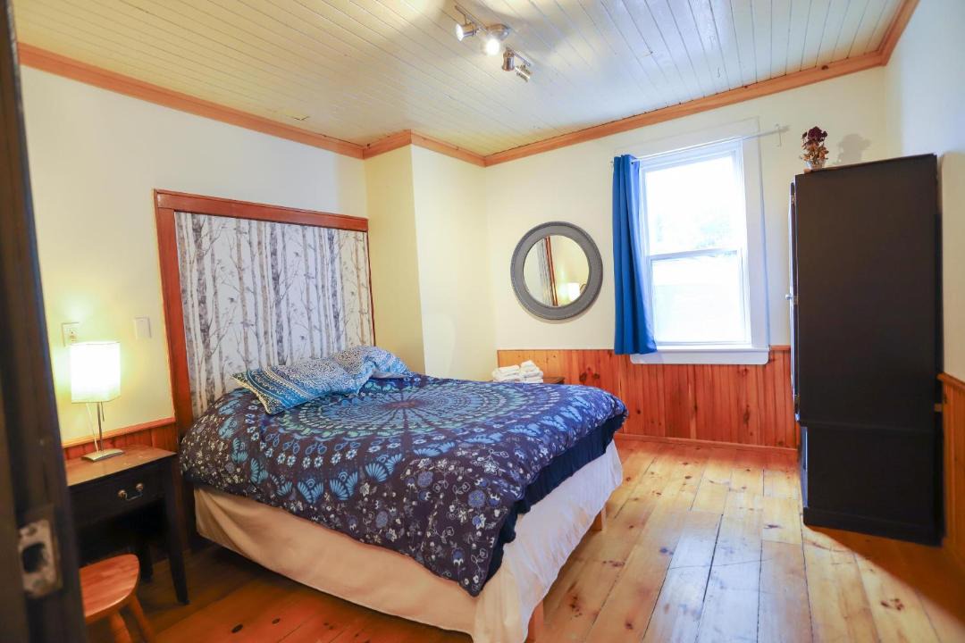 Photo of Bedroom in Haliburton