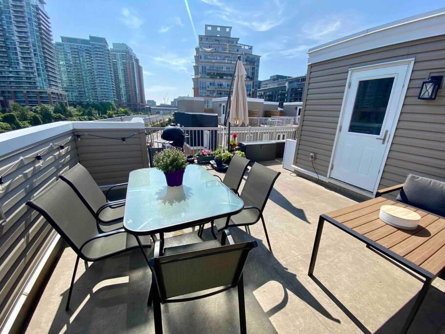 Photo of Patio Balcony in King West Village