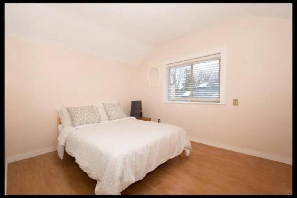 Photo of Bedroom in Shaughnessy