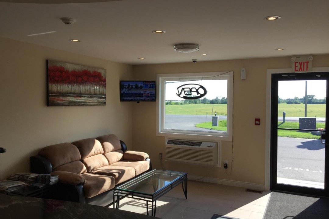 Photo of Livingroom in Napanee