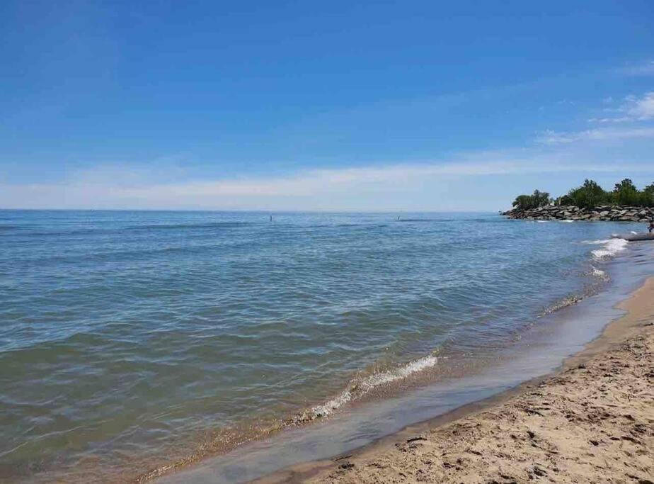 Photo of Outdoor in Birch Cliff Heights