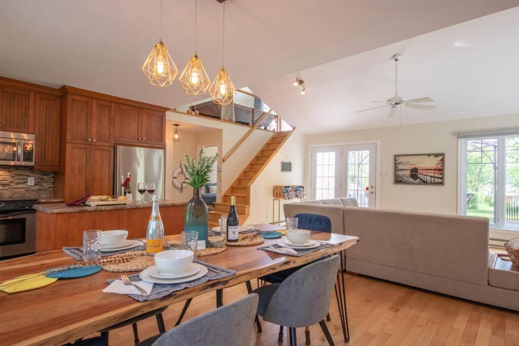 Photo of Livingroom in Saint-Remi-de-Tingwick
